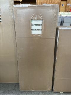 WHITE BOX SECTION HEATED TOWEL RADIATOR 1224 X 500MM - RRP £405: LOCATION - BACK RACK