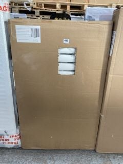 WHITE HORIZONTAL SINGLE OVAL TUBED RADIATOR 1003 X 600MM - RRP £360: LOCATION - BACK RACK 2