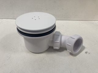 90MM FAST FLOW SHOWER WASTE IN WHITE WITH OUTLET ELBOW - RRP £90: LOCATION - RACKING 2