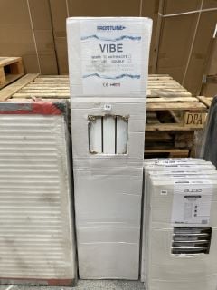 WHITE VERTICAL SINGLE RADIATOR 1600 X 376MM - RRP £480: LOCATION - C4 ISLAND