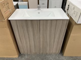 (COLLECTION ONLY) FLOOR STANDING 2 DOOR SINK UNIT IN DRIFTWOOD WITH A 810 X 400MM 1TH CERAMIC BASIN COMPLETE WITH A MONO BASIN MIXER TAP & CHROME SPRUNG WASTE - RRP £810: LOCATION - D3