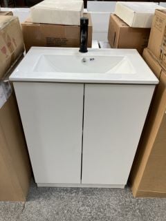 (COLLECTION ONLY) FLOOR STANDING 2 DOOR SINK UNIT IN WHITE WITH A 610 X 400MM 1TH CERAMIC BASIN COMPLETE WITH A MONO BASIN MIXER IN BLACK WITH SPRUNG WASTE - RRP £740: LOCATION - D3