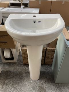 (COLLECTION ONLY) 500MM WIDE 1TH CERAMIC BASIN WITH FULL PEDESTAL - RRP £240: LOCATION - D5