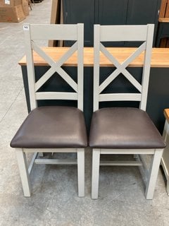 PAIR OF TRADITIONAL DINING CHAIRS IN GREY & BROWN: LOCATION - C8