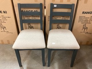 PAIR OF TRADITIONAL DINING CHAIRS IN NATURAL & BLUE: LOCATION - C8