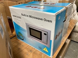 24 LTR BUILT IN MICROWAVE OVEN MODEL: BWMC253SS RRP: £150: LOCATION - C2