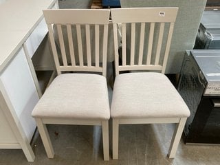 PAIR OF JOHN LEWIS & PARTNERS DINING CHAIRS IN CREAM: LOCATION - A4