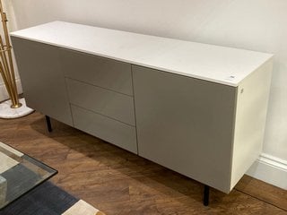 2 DOOR/3 DRAWER SIDEBOARD IN WHITE/GREY RRP: £1589: LOCATION - B3