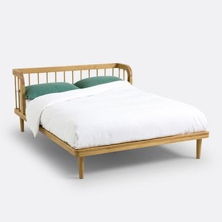 LA REDOUTE MATEA SOLID OAK BED WITH SLATTED BASE. SIZE: KING (160 X 200CM). RRP - £750: LOCATION - B9