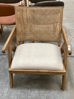 BROCKWELL LEISURE CHAIR IN NATURAL RRP: £529 PRODUCT CODE: ZBROCKWELL: LOCATION - D7