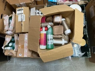 (COLLECTION ONLY) PALLET OF ASSORTED CHEMICAL ITEMS TO INCLUDE EASY TOILET CLEANER PINE SCENT 750ML (WE OPERATE A CHALLENGE 25 POLICY. 18+ ID MAY BE REQUIRED UPON COLLECTION/DELIVERY, E.G. A VALID PA