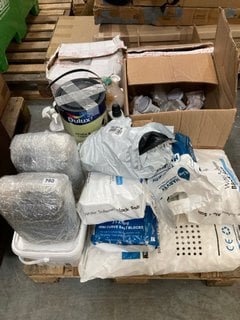 (COLLECTION ONLY) PALLET OF ASSORTED CHEMICALS TO INCLUDE DULUX WALLS & CEILING VANILLA SUNDAE MATT PAINT (PLEASE NOTE: 18+YEARS ONLY. ID MAY BE REQUIRED): LOCATION - A12