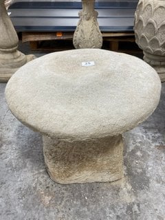 (COLLECTION ONLY) STONEWORK SMALL DECORATIVE TOADSTOOL: LOCATION - A3