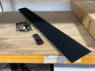 LG WIRELESS SOUNDBAR IN BLACK: LOCATION - AR1