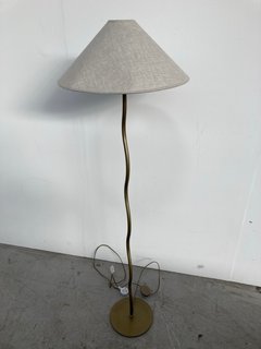 MODERN WAVY FLOOR LAMP IN GOLD WITH FABRIC SHADE: LOCATION - A5