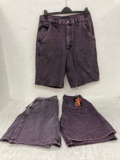 3 X ROUTE ONE MENS SUPER BAGGY SHORTS IN MODERATE PURPLE - VARIOUS UK SIZES TO INCLUDE 32" - COMBINED RRP £135: LOCATION - E5