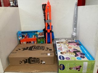 6 X ASSORTED CHILDRENS TOYS TO INCLUDE VTECH 2-IN-1 RIDE & BALANCE SCOOTER: LOCATION - WH6