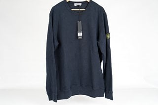 STONE ISLAND HW FLEECE SWEATSHIRT IN NAVY - SIZE 2X-LARGE - RRP £300: LOCATION - BOOTH