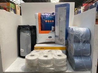 QTY OF ASSORTED HOUSEHOLD ITEMS TO INCLUDE SILENTNIGHT WARM AND COSY DOUBLE DUVET: LOCATION - G13