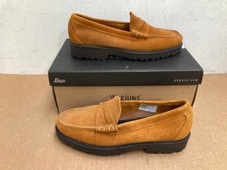 MENS WEEJUNS 90 LARSON SUEDE PENNY LOAFERS UK SIZE 7.5 - RRP:£190: LOCATION - F5