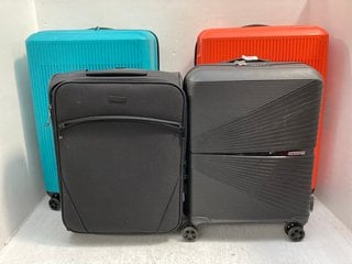 4 X ASSORTED TRAVEL SUITCASES IN VARIOUS SIZES TO INCLUDE AMERICAN TOURISTER LARGE ORANGE SUITCASE: LOCATION - F3