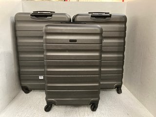 3 X ASSORTED JOHN LEWIS & PARTNERS GREY SUITCASES IN M/S: LOCATION - E1