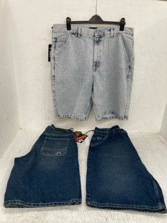 2 X ROUTE ONE MENS SUPER BAGGY XL DENIM SHIRTS IN BLUE TO INCLUDE ROUTE ONE MENS SUPER BAGGY DENIM SHORTS IN LIGHT STONE WASH - VARIOUS UK SIZES TO INCLUDE 38" - COMBINED RRP £135: LOCATION - E5