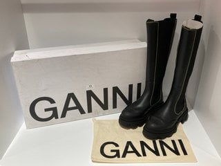 GANNI WOMEN'S LEATHER KNEE HIGH BOOTS - BLACK - UK 5 - RRP £425: LOCATION - LUXURY