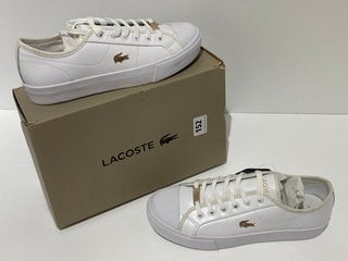 LACOSTE WOMEN'S ZIANE PLUS GRAND 0722 1 CANVAS FLATFORM TRAINERS - WHITE/GOLD - UK 7 - RRP £85: LOCATION - LUXURY