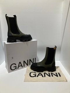 GANNI WOMEN'S MID LEATHER CHELSEA BOOTS - KALAMATA - UK 7 - RRP £355: LOCATION - LUXURY