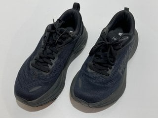 HOKA ONE ONE WOMEN'S BONDI 8 TRAINERS - BLACK/BLACK - UK 6 - RRP £150: LOCATION - LUXURY