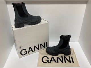 GANNI WOMEN'S RECYCLED RUBBER BOOTS - BLACK - UK 5 - RRP £215: LOCATION - LUXURY