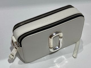 MARC JACOBS WOMEN'S THE DTM SNAPSHOT BAG - WHITE - RRP £360: LOCATION - LUXURY