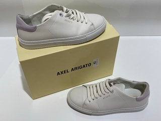 AXEL ARIGATO WOMEN'S CLEAN 90 LEATHER CUPSOLE TRAINERS - WHITE/LILAC - UK 5 - RRP £210: LOCATION - LUXURY