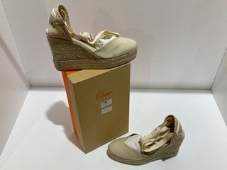 CASTAÑER WOMEN'S CHIARA WEDGED ESPADRILLES - IVORY - UK 6 - RRP £125: LOCATION - LUXURY