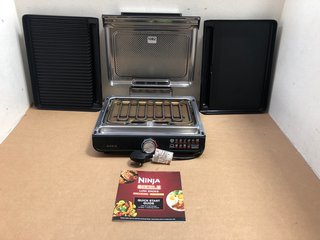 SHARK NINJA SIZZLE INDOOR GRILL & FLAT PLATE - RRP £149: LOCATION - AR6