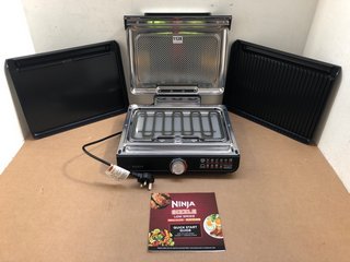 SHARK SHARK NINJA SIZZLE INDOOR GRILL & FLAT PLATE - RRP £149: LOCATION - AR9