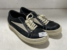 RICK OWEN VINTAGE SNEAKS LEATHER TRAINERS IN BLACK- SIZE 42 - RRP £690