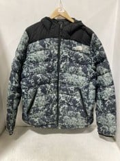 THE NORTH FACE PUFFER COAT 1996 RETRO NUPTSE INSULATED DOWN JACKET WASABI ICE DYE PRINT IN SIZE L- RRP £300