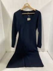 MADELEINE NAVY CASHMERE SWEATER- RRP £239