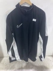 4 X ASSORTED ADULTS CLOTHES TO INCLUDE NIKE TRACK BOTTOMS IN BLACK SIZE L