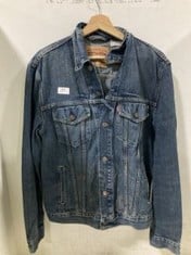 LEVI STRAUSS DENIM JACKET SIZE M