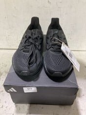 ADIDAS PURE BOOST 23 TRAINERS SIZE 4 IN BLACK