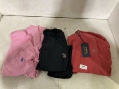 3 X ASSORTED ADULTS CLOTHING TO INCLUDE RALPH LAUREN CLASSIC TSHIRT IN RED SIZE 3XL