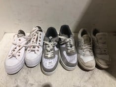 3 X ASSORTED FOOTWEAR TO INCLUDE NEW BALANCE 550 WHITE TRAINERS - SIZE 4