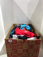 BOX OF ASSORTED KIDS CLOTHES TO INCLUDE GEORGE RED SUPER COOL T-SHIRT - SIZE 18-24 MONTHS