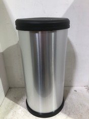 2 X CURVER DECO BIN 40L