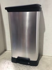 CURVER DECO BIN 50L TO INCLUDE CURVER DECO BIN 40L