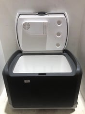 40L ELECTRIC COOLBOX 12V & 24V- RRP -RRP £105