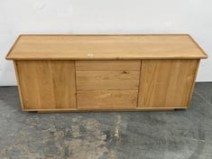 MADRID 2 DOOR 3 DRAWER SIDEBOARD IN OAK